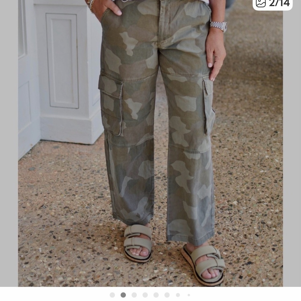 NWT Pistola Addie Women's Camo Pants. Size 29.